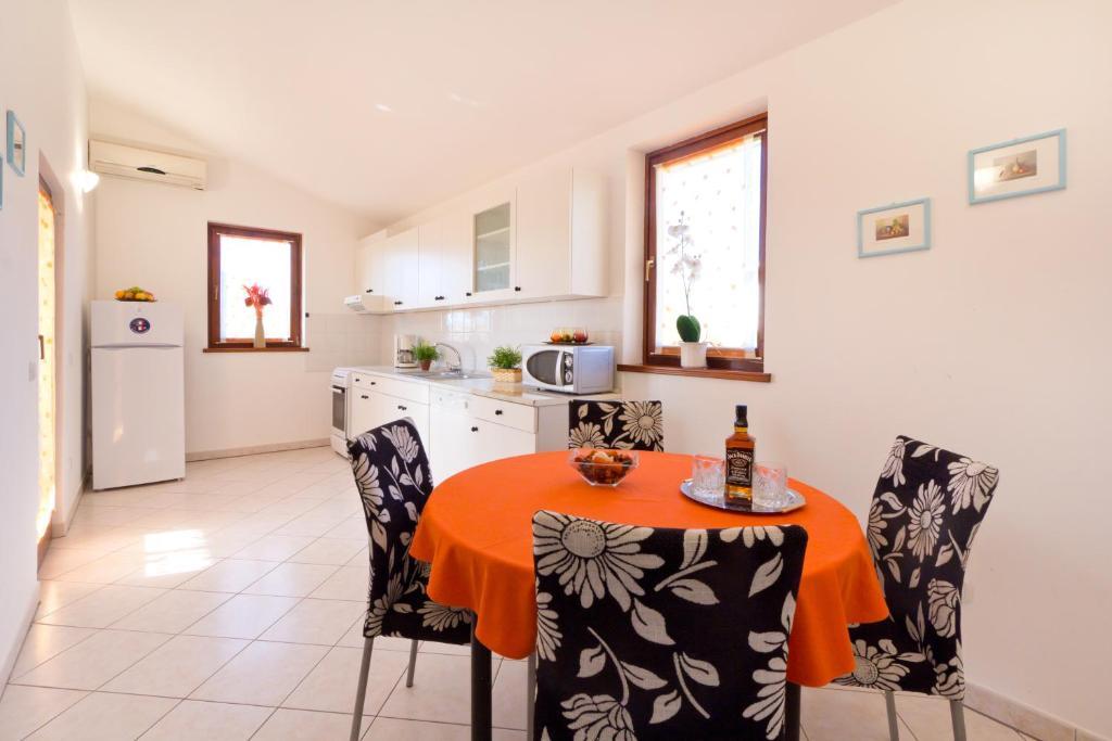 פורץ Apartments Filip & Tara חדר תמונה