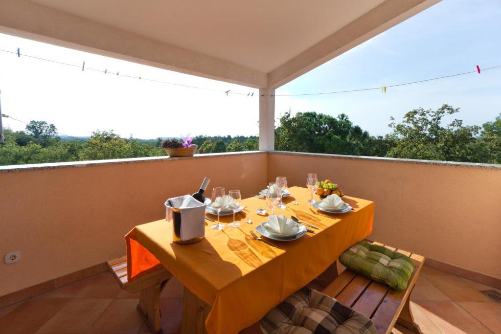 פורץ Apartments Filip & Tara חדר תמונה